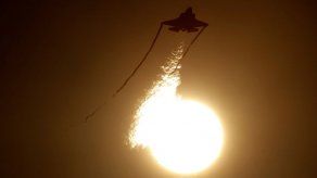 Israel ataca puestos militares en Gaza tras el lanzamiento de explosivos