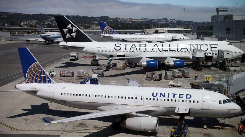 United Continental abandona pérdidas y gana 508 millones en primer trimestre