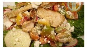 Ensalada griega con pollo