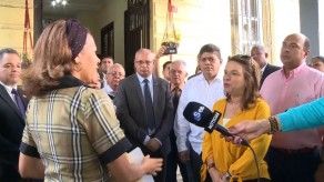 Docentes del Instituto Nacional y Ministra de Educación se reunieron