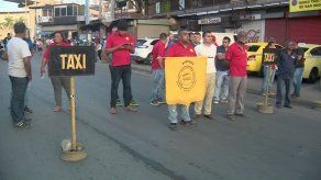 Taxistas en San Isidro denuncian competencia desleal por el transporte pirata