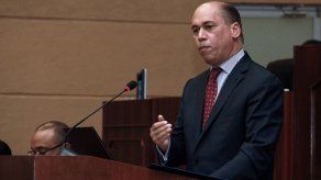 Asamblea aprueba citar al ministro de Seguridad Rodolfo Aguilera