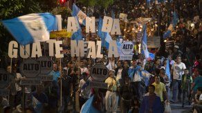 Guatemala: No juramentarán a diputados investigados
