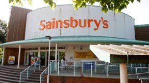 Sainsburys compra filial de Walmart por 10.100 millones