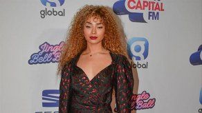 Ella Eyre reivindica la masturbación femenina