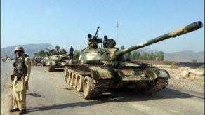 Misil mata 20 presuntos militantes islamistas en Pakistán