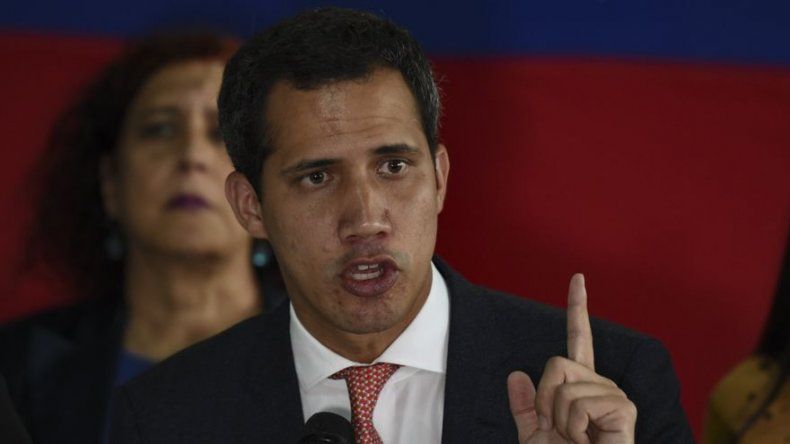 Abren investigación a Juan Guaidó y opositores en Venezuela
