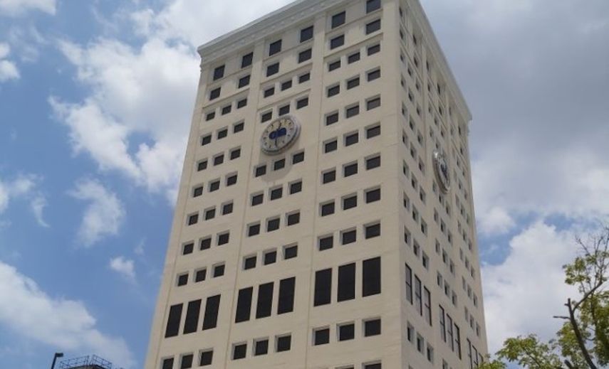 Falla en un transformador provoca incidente eléctrico en la Caja de Ahorros