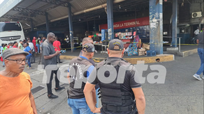 Asesinan a buhonero de un disparo en la Terminal de Transporte de Colón.
