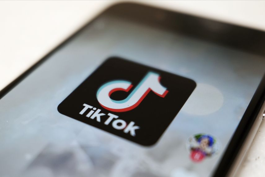 La plataforma TikTok informó que los usuarios rusos de esta popular app de redes sociales ya no podrán publicar videos.