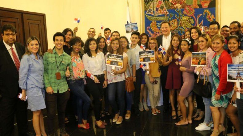 Jóvenes guías para la JMJ viajarán la próxima semana al extranjero para especializarse en idiomas