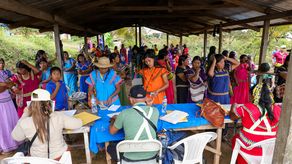 Pago del MIDES a beneficiarios de 120 a los 65 Pago del MIDES a beneficiarios de 120 a los 65