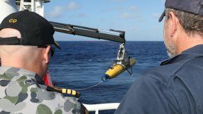 Malasia crea un equipo para evaluar el coste de la búsqueda del avión perdido