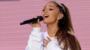 Ariana Grande recibe fuertes críticas por su tema Yes, and?