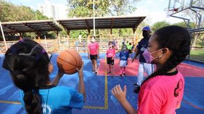 Este programa está dirigido a niños entre los 5 y 13 años.