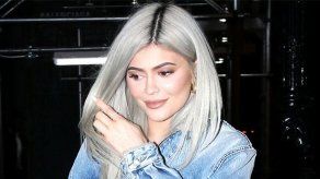 Los fans de Kylie Jenner ponen en duda sus conocimientos sobre el cuidado de la piel