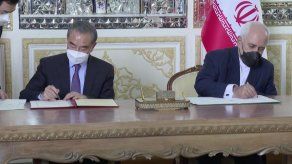 Irán y China firmaron un pacto de cooperación estratégica de 25 años