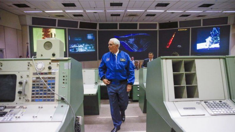Vicepresidente de EEUU anuncia que visitará centro espacial