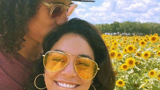 Vanessa Hudgens conoció a su actual novio en una clase por Zoom