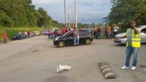 Nuestras puertas están abiertas Nuestras puertas están abiertas