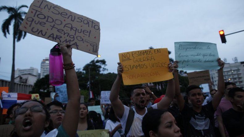 Jóvenes protestarán contra reformas previo a diálogo con Cortizo