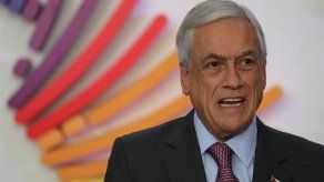 Piñera da marcha atrás en compra de vehículo presidencial de 117.000 dólares