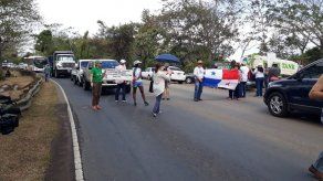 Cierran la Avenida Omar Torrijos en rechazo a proyecto de ampliación