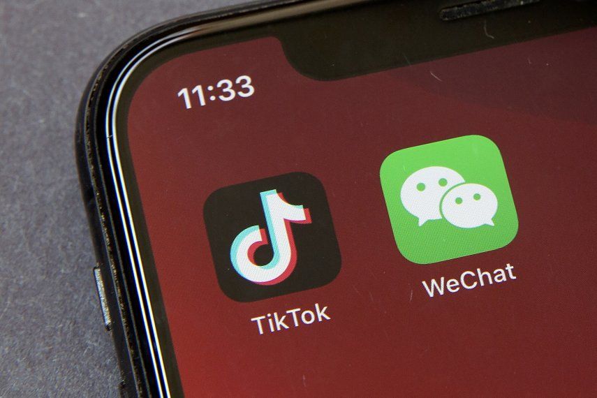 Iconos de las aplicaciones TikTok y WeChat.
