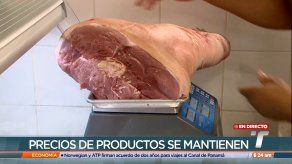 Vendedores en el Mercado San Felipe Neri esperan que las ventas aumenten durante el fin de semana
