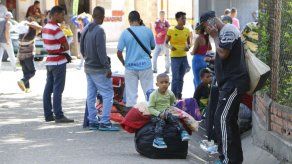 La exigencia de pasaporte reduce en más de 50 % llegada de venezolanos a Perú