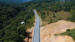 Carretera El Guabal-Río Luis-Calovébora tiene 74% de avance