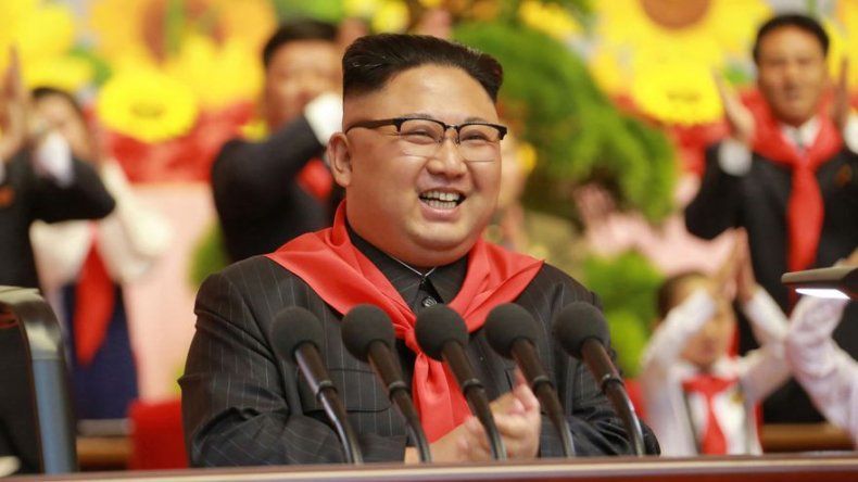 Militares norcoreanos exponen a Kim plan para disparar misiles cerca de Guam