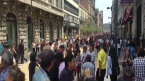 Potente sismo deja más de 100 muertos en México en aniversario de terremoto