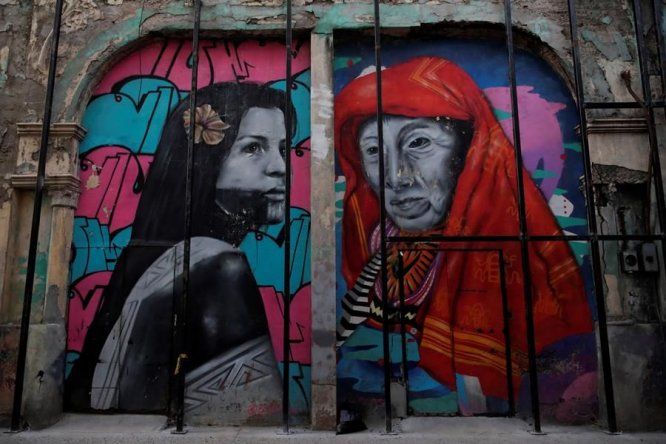 Artistas plasman en murales la historia étnica de Panamá