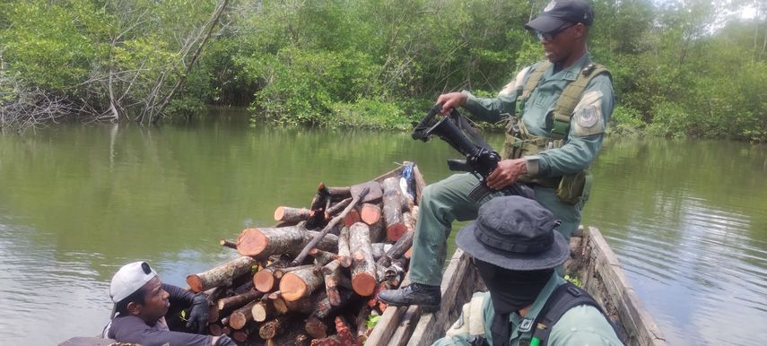 Detenciones por la Policía Nacional en Chame provoca cierre en la Panamericana.
