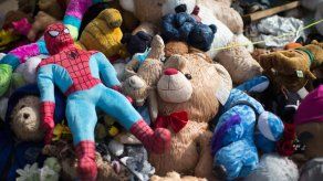 Bolivia: peluches regalados por exnovios serán donados a niños