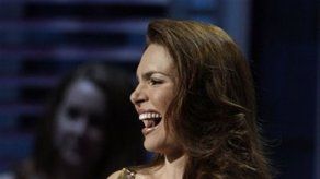 Brillantes dominan la alfombra del Latin Grammy