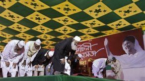 Bangladesh vota por vez primera en siete años