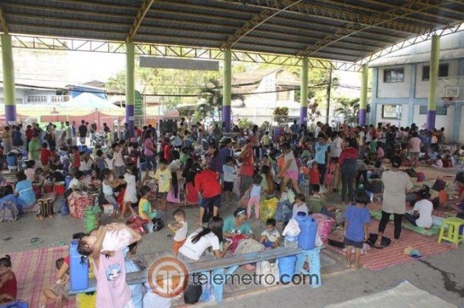 Tifón Bopha golpea Filipinas