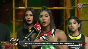 Calle 7 Panamá: Rosmary recibe la primera camiseta verde.