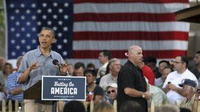 Obama acusa a Romney de ceder a presiones en política de salud