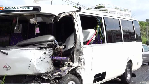 Colisión múltiple en Hato Montaña Colisión múltiple en Hato Montaña