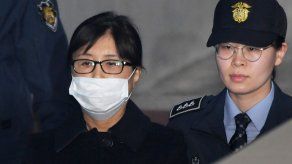 Veinte años de cárcel para confidente de la expresidenta surcoreana