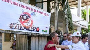 Rousseff encabeza movilización de 220.000 militares contra el Aedes aegypti