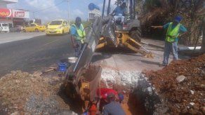 Trabajos del Idaan en Lluvia de Oro se extenderán hasta este viernes
