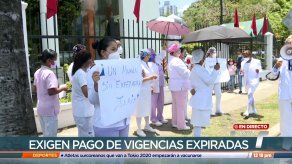 Las enfermeras se manifestaron esta tarde.