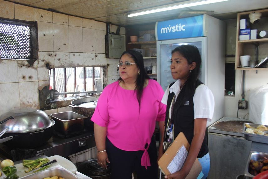 MINSA realiza operativo sorpresa en fondas y refresquerías de San Miguelito