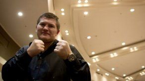 Hatton anuncia su regreso al boxeo