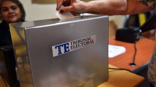 Funcionarios que aspiran a puestos de elección deben renunciar antes del 5 de noviembre