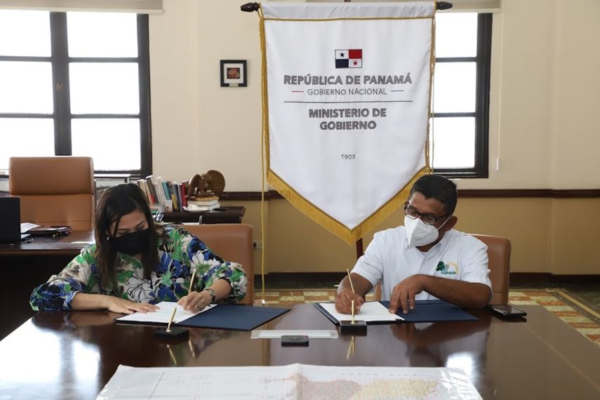 Firman convenio de cooperación que beneficiará a los privados de libertad